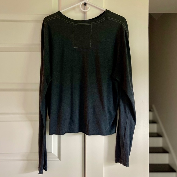 AVIATOR NATION Rainbow Lightning Bolt Charcoal Long Sleeve Cropped Tee ~ Size XL - Picture 2 of 6